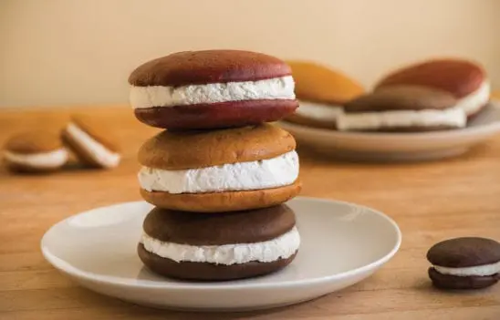 Jumbo Whoopie Pie Sampler (6-count)