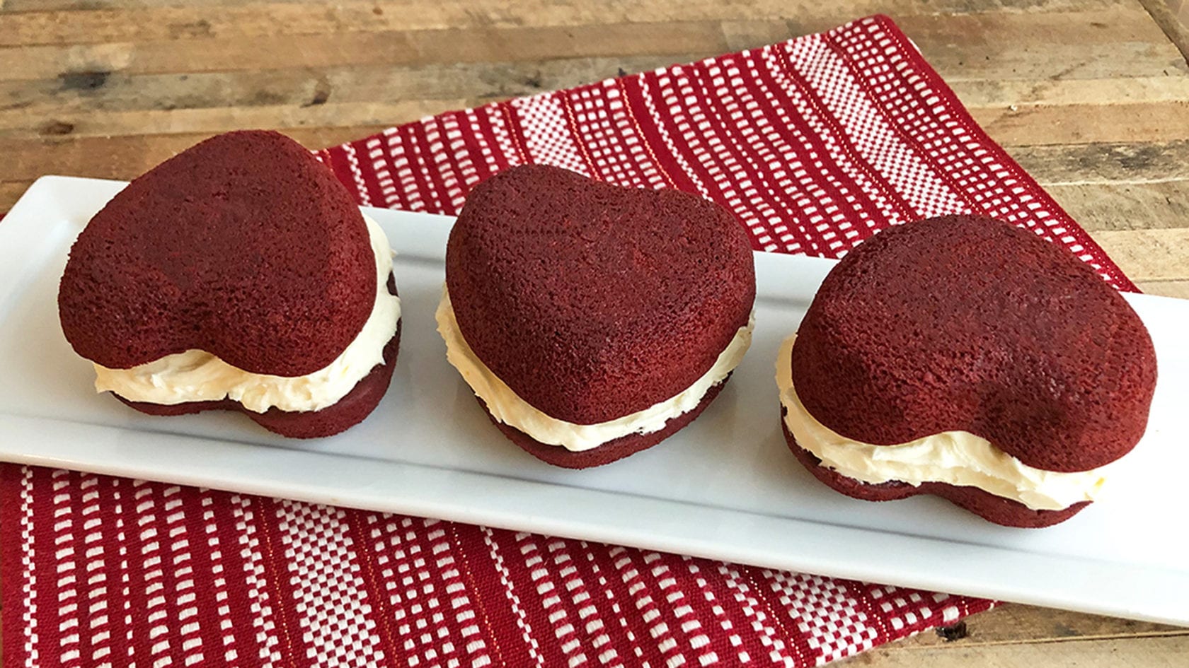 Heart Whoopie Pies