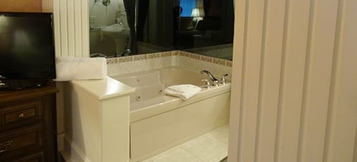 Neuhauser Bath