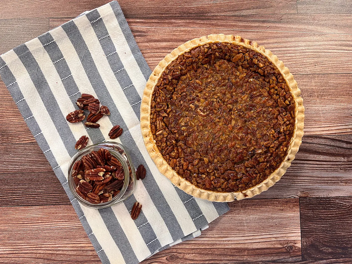 Buy Pecan Pies Online from BirdinHand, PA Shop Pennsylvania Dutch